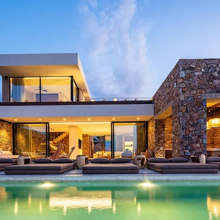 Vila Ormus - Beachfront Sanctuary Blending With Earth, Sun & Sea By Etouri Pánormos
