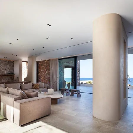 Vila Ormus - Beachfront Sanctuary Blending With Earth, Sun & Sea By Etouri
