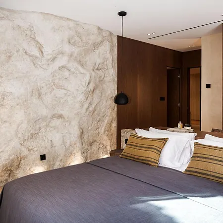 Ormus - Beachfront Sanctuary Blending With Earth, Sun & Sea By Etouri * Pánormos