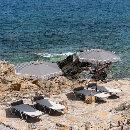 Vila Ormus - Beachfront Sanctuary Blending With Earth, Sun & Sea By Etouri Pánormos
