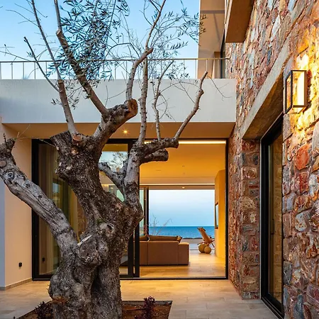 Villa Ormus - Beachfront Sanctuary Blending With Earth, Sun & Sea By Etouri *