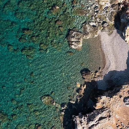 Villa Ormus - Beachfront Sanctuary Blending With Earth, Sun & Sea By Etouri *