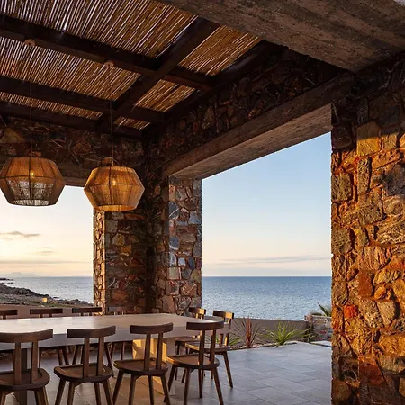 Ormus - Beachfront Sanctuary Blending With Earth, Sun & Sea By Etouri *