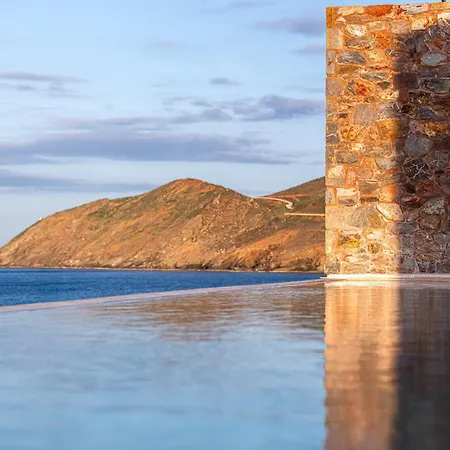 Ormus - Beachfront Sanctuary Blending With Earth, Sun & Sea By Etouri Panormos (Crete)
