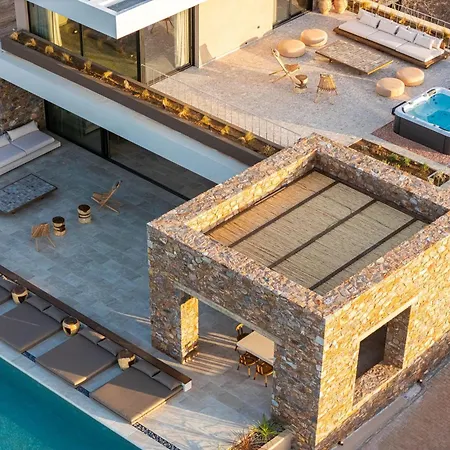 Ormus - Beachfront Sanctuary Blending With Earth, Sun & Sea By Etouri Villa