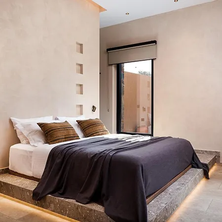 Ormus - Beachfront Sanctuary Blending With Earth, Sun & Sea By Etouri Panormos (Crete)